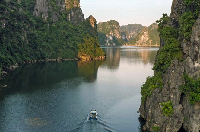 Landschaften mit geheimnisvoller Geschichte - Die Halong-Bucht in Vietnam - Filmfotos