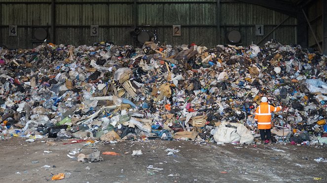 The Secret Life of Landfill: A Rubbish History - Kuvat elokuvasta