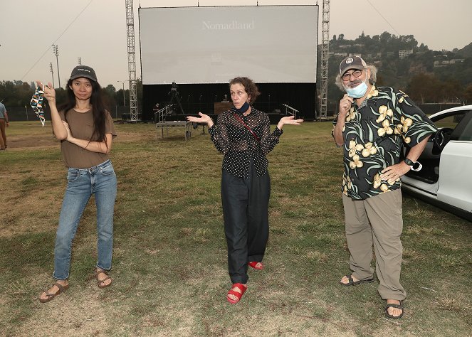 Nomadland - Events - Searchlight's Nomadland Telluride from Los Angeles Drive In Premiere on Friday, Sept 11, 2020 at the Rose Bowl - Chloé Zhao, Frances McDormand