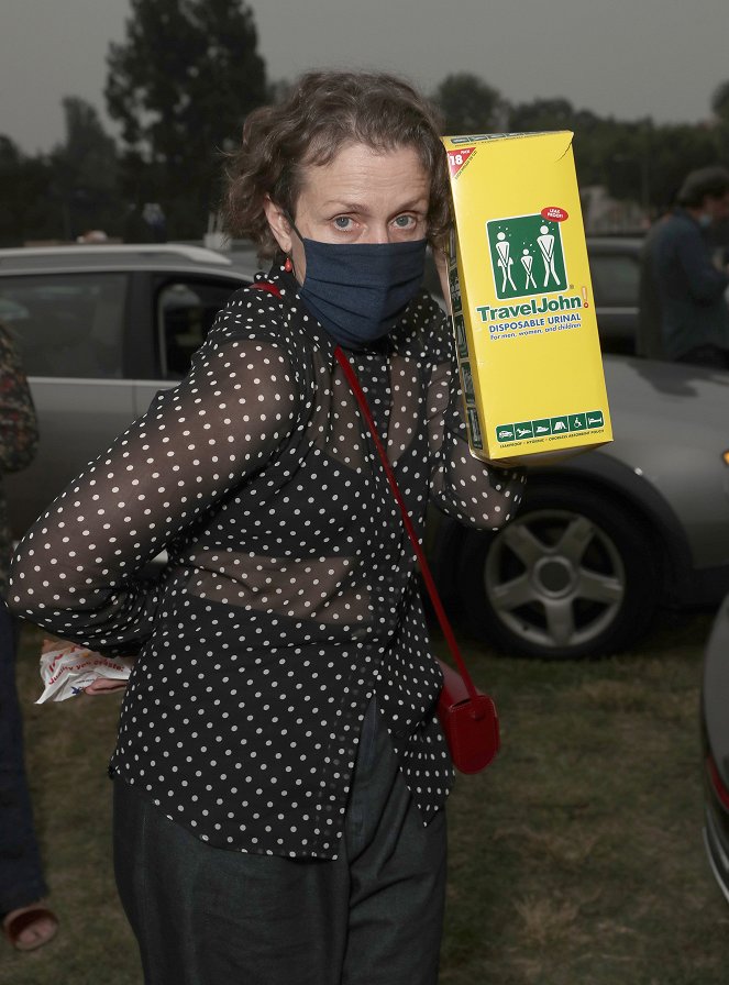 Nomadland - Events - Searchlight's Nomadland Telluride from Los Angeles Drive In Premiere on Friday, Sept 11, 2020 at the Rose Bowl - Frances McDormand