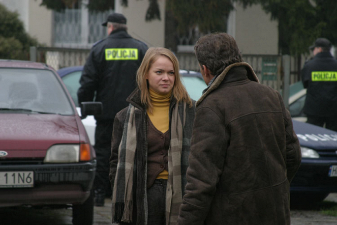 Kryminalni - Season 8 - Spokojna przystań - Film - Anna Sarna