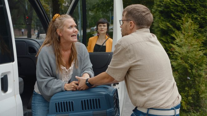 Paras vuosi ikinä - Season 1 - Hyvästi karvaton isukki - Z filmu - Ella Lahdenmäki