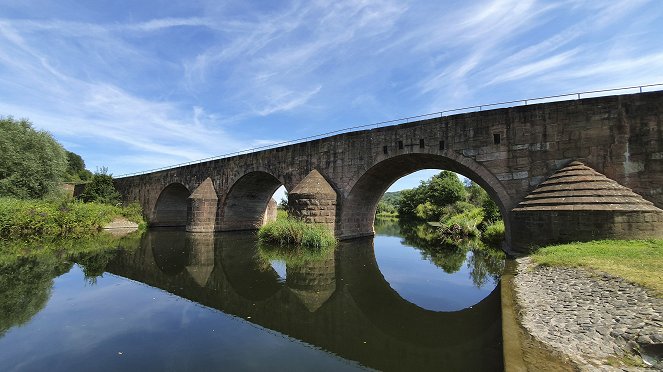 Die Brücke der Einheit in Vacha - Photos