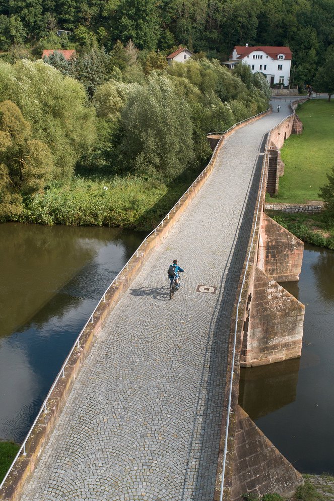 Die Brücke der Einheit in Vacha - Photos