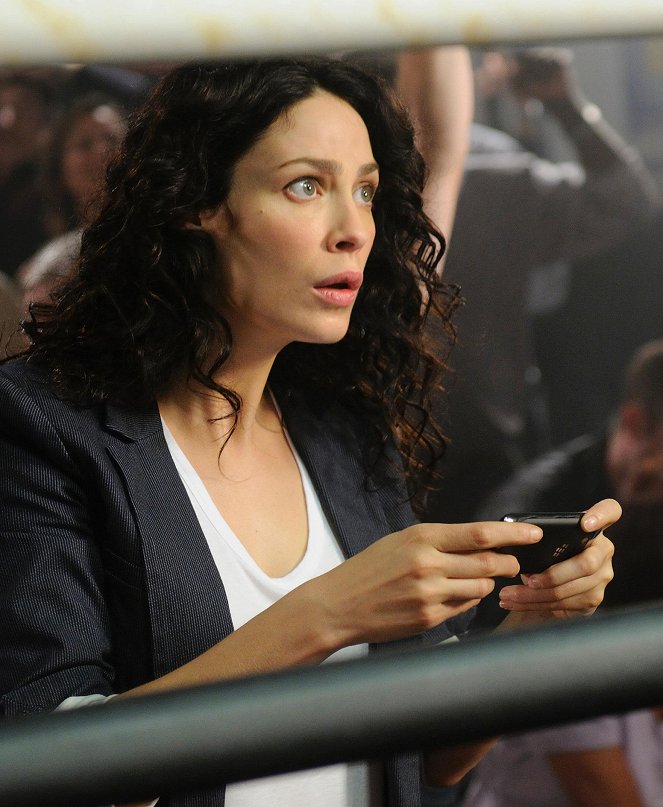 Warehouse 13 - Second Chance - Photos - Joanne Kelly