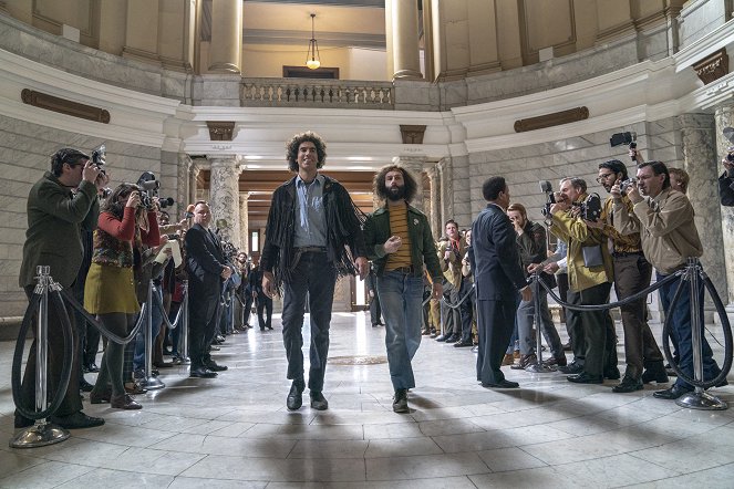 The Trial of the Chicago 7 - Photos - Sacha Baron Cohen, Jeremy Strong