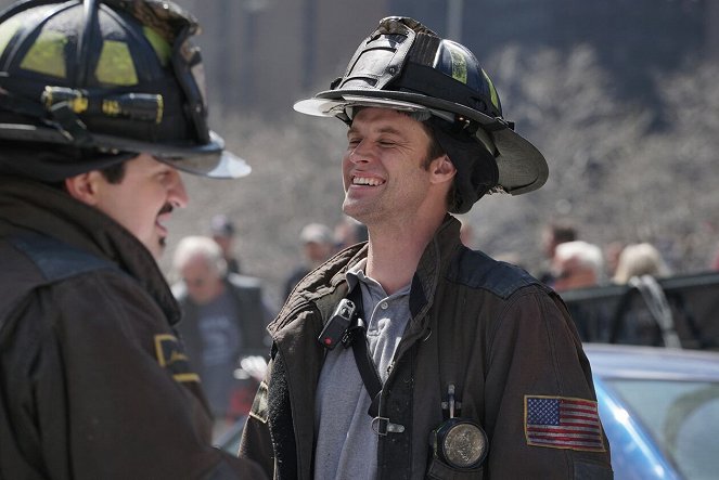 Chicago Fire - Category 5 - De filmagens - Jesse Spencer