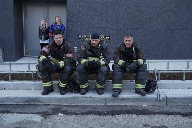 Chicago Fire - Category 5 - Making of
