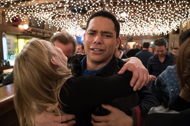 Chicago Fire - You Know Where to Find Me - Making of - Charlie Barnett