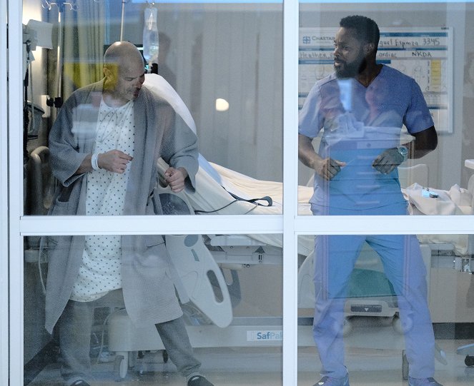 The Resident - Burn It All Down - Photos - Philip Anthony-Rodriguez, Malcolm-Jamal Warner