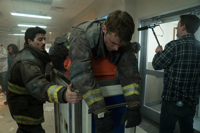 Chicago Fire - Am Limit - Dreharbeiten - Yuriy Sardarov