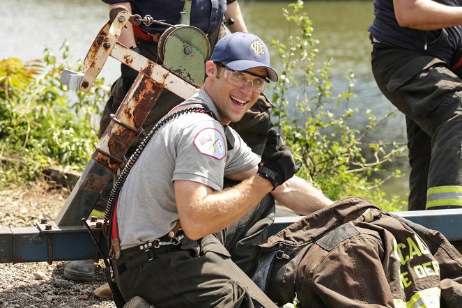 Chicago Fire - Wow Me - Making of - Jesse Spencer