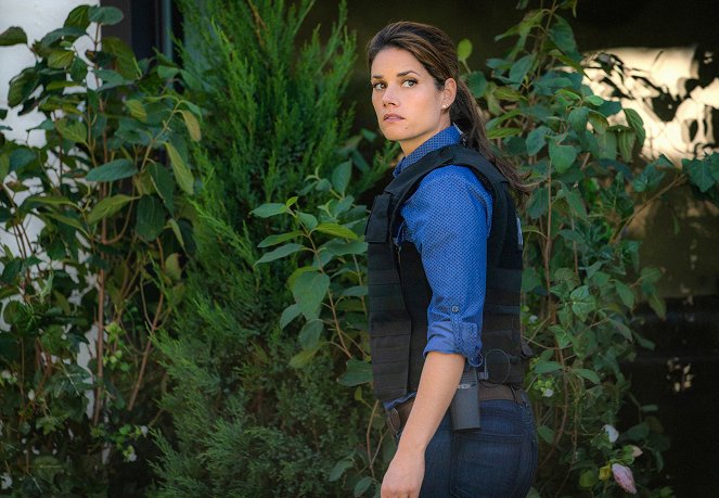 FBI: Special Crime Unit - Season 2 - Crossroads - Photos - Missy Peregrym