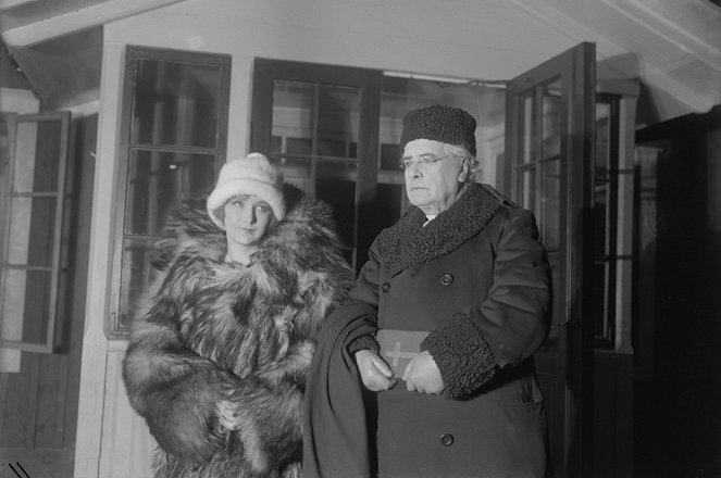 Vera Schmiterlöw, Alfred Lundberg