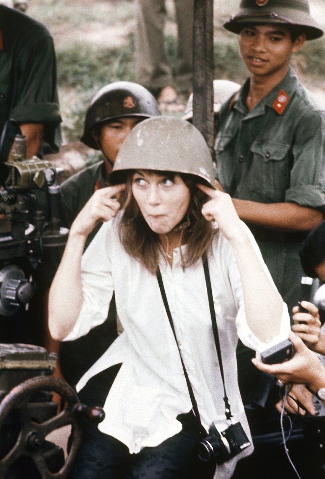 Mysteries in the Archives: 1972. Jane Fonda and Joan Baez in Hanoi - Photos