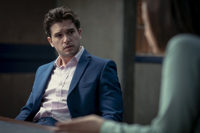 Criminal: UK - Season 2 - Alex - Photos - Kit Harington