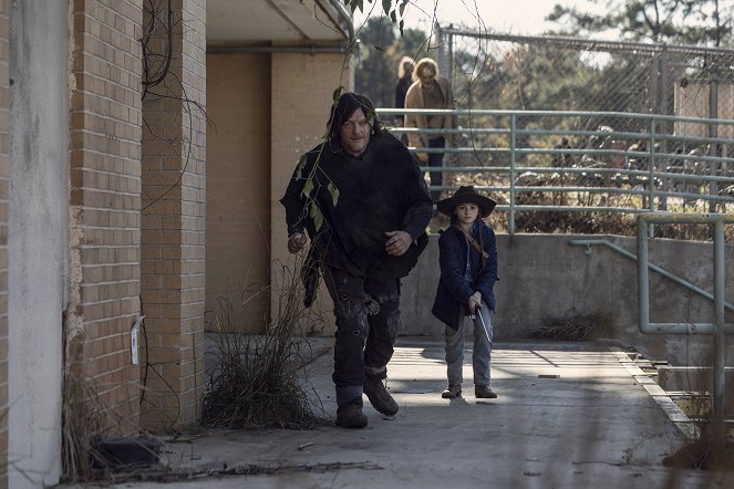 The Walking Dead - Um certo destino - Do filme - Norman Reedus, Cailey Fleming