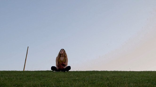 Jenna Bums the Loveseat - Film