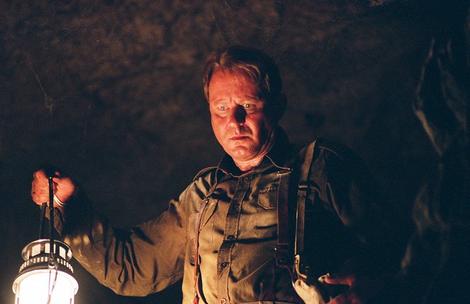 Vymítač ďábla: Zrození - Z filmu - Stellan Skarsgård