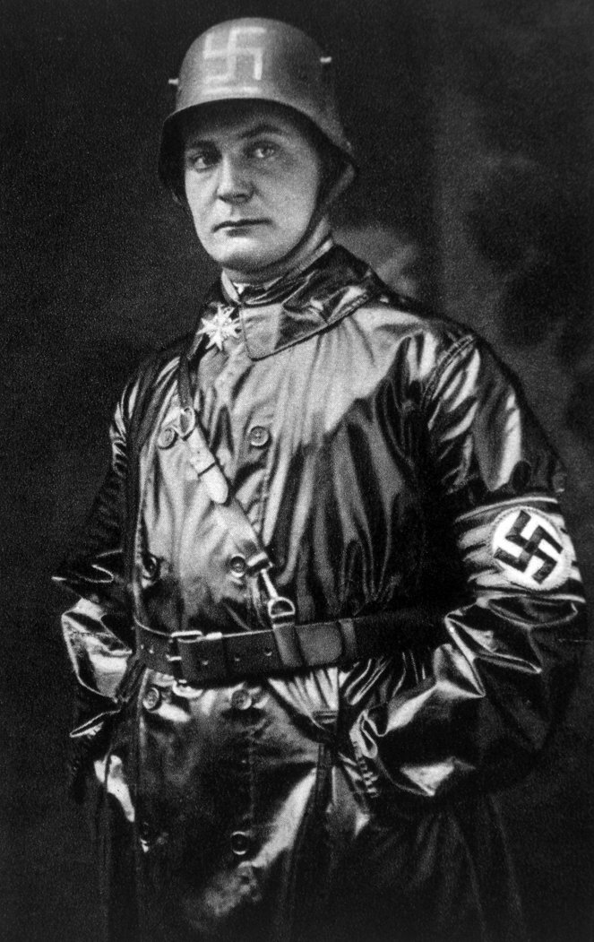 True Evil: The Making of a Nazi - De la película - Hermann Göring