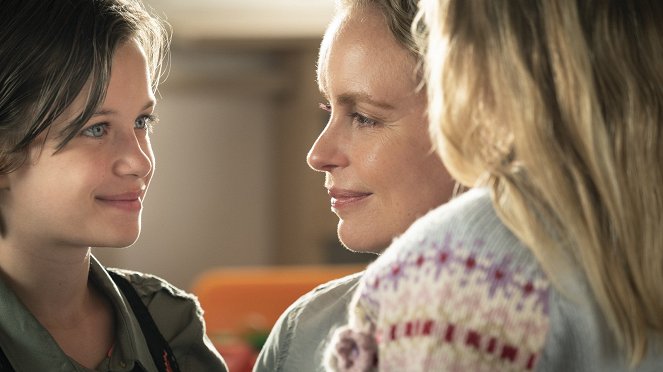 Krev pelikána: Z lásky k dceři - Z filmu - Adelia-Constance Ocleppo, Nina Hoss