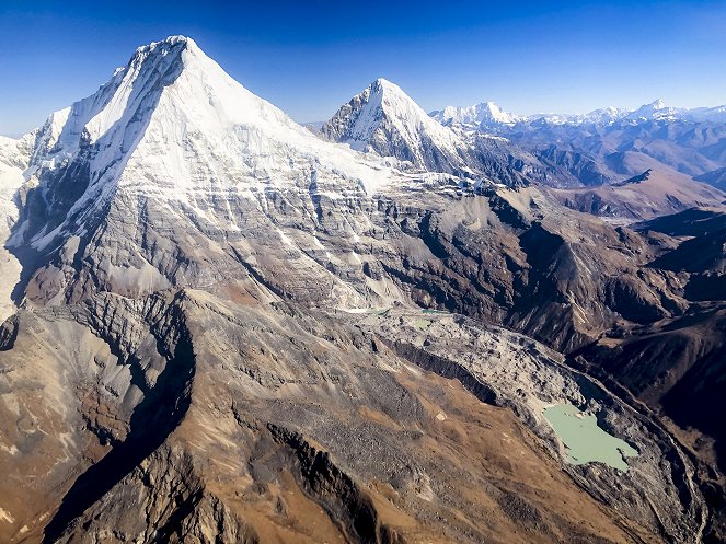 Bergwelten - Geheimnisvolles Bhutan – Mit Gerlinde Kaltenbrunner und Heli Putz - De filmes