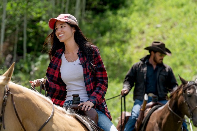 Yellowstone - Freight Trains and Monsters - Kuvat elokuvasta - Kelsey Asbille