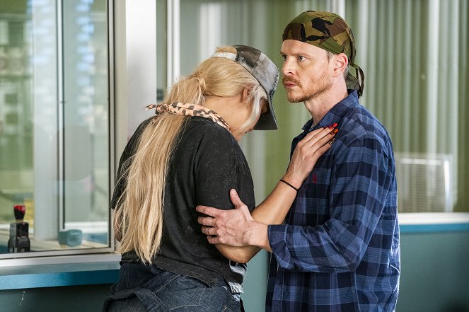 Claws - What Is Happening to America - Filmfotos - Kevin Rankin