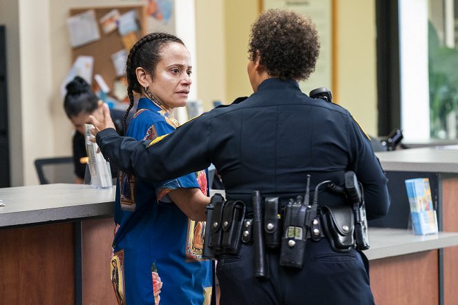 Claws - What Is Happening to America - Film - Judy Reyes