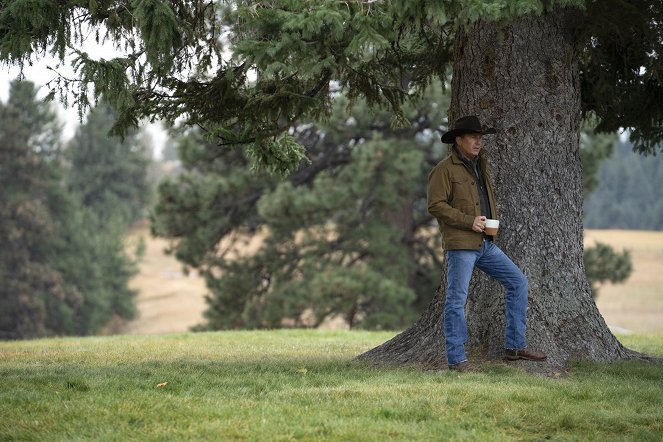 Yellowstone - All for Nothing - Photos - Kevin Costner
