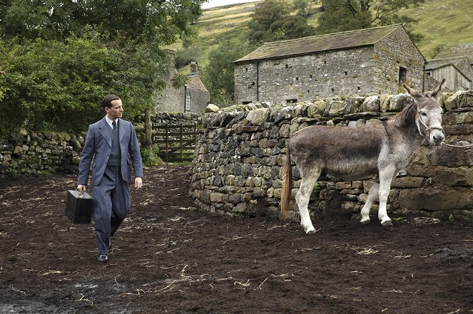 Der Doktor und das liebe Vieh - Aller Anfang ist schwer - Filmfotos - Nicholas Ralph