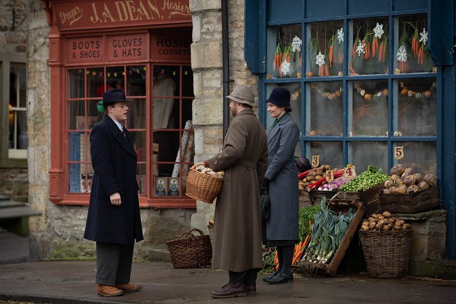 Der Doktor und das liebe Vieh - Season 1 - Unter dem Mistelzweig - Filmfotos - Callum Woodhouse