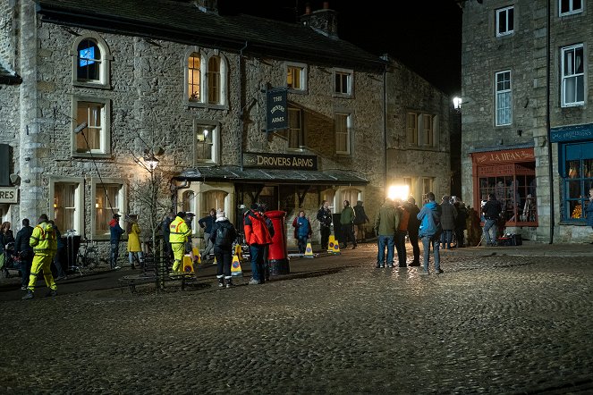 Všechny velké a malé bytosti - Lék na všechny nemoci - Z natáčení