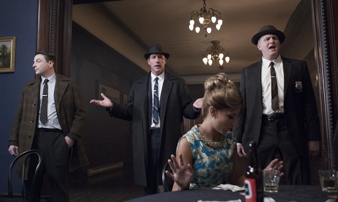 Public Morals - O'Bannon's Wake - Filmfotos - Patrick Murney, Edward Burns