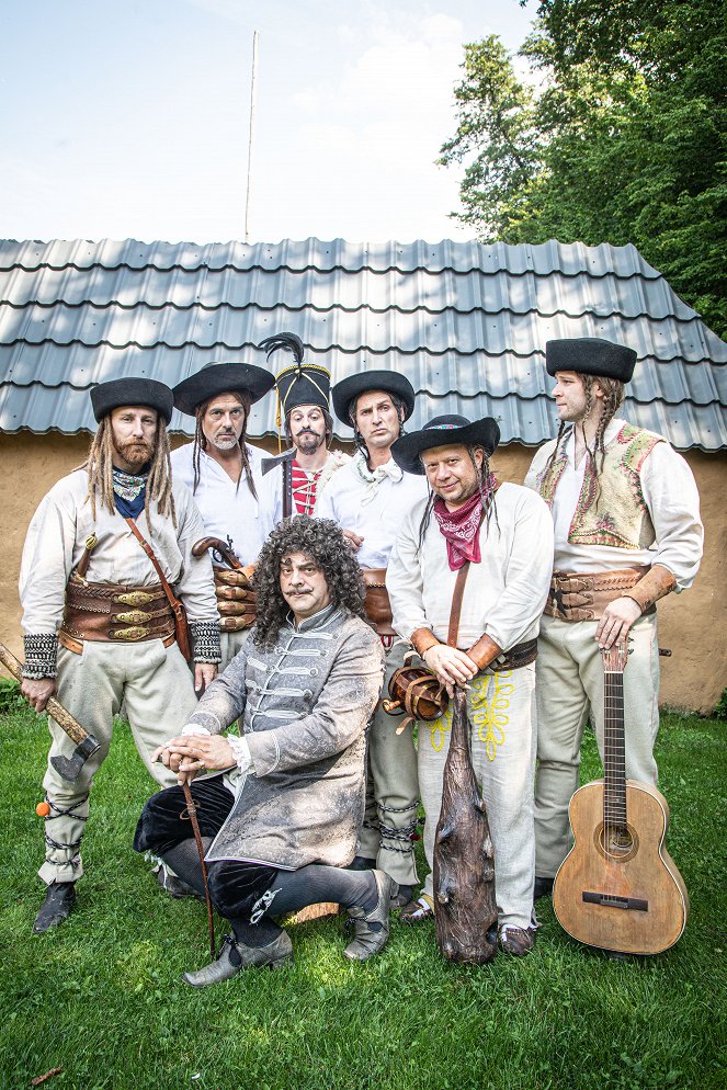 Uhorčík - Promo - Martin Mihalčín, Juraj Rašla, Sväťo Malachovský, Jozef Adamčík, René Štúr, Marián Labuda ml., Tomáš Bezdeda