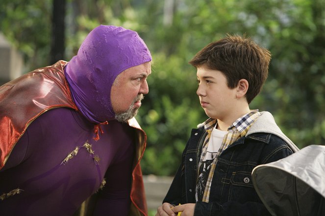 Good Luck Charlie - Season 1 - Baby Come Back - Filmfotos - Mike Hagerty, Bradley Steven Perry
