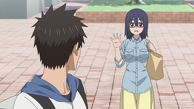 Uzaki-chan Wants to Hang Out! - The Asai Family Wants to Look Out for Us! - Photos