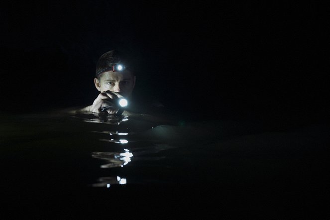 Black Water: Abyss - Kuvat elokuvasta