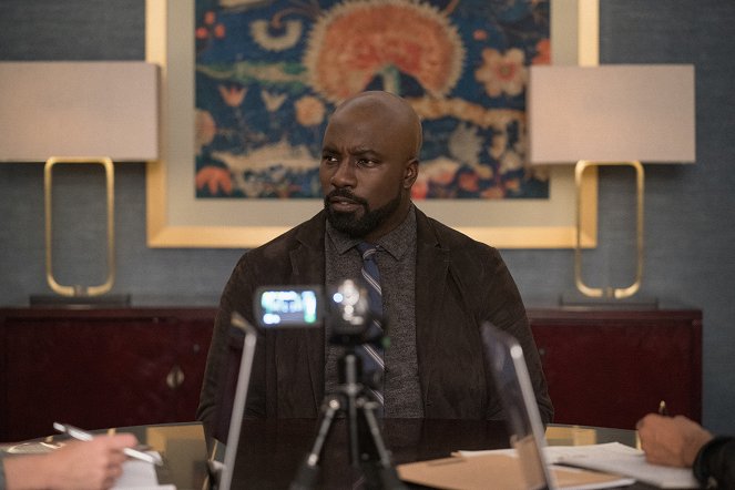 Evil - Season 1 - Exorcism, Part 2 - Photos - Mike Colter