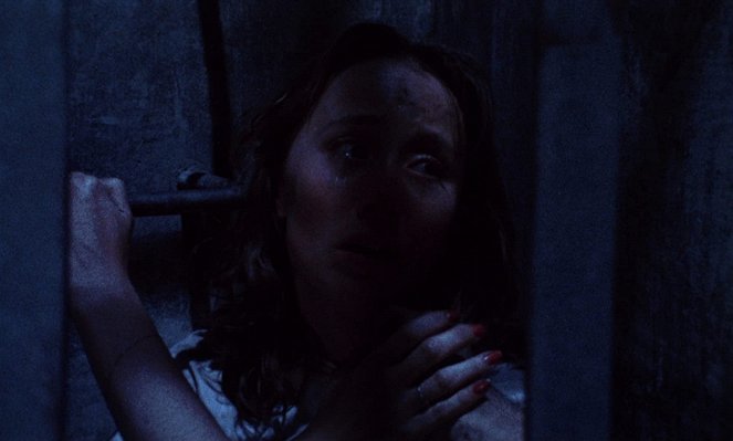 The Dorm That Dripped Blood - Do filme - Laura Lapinski
