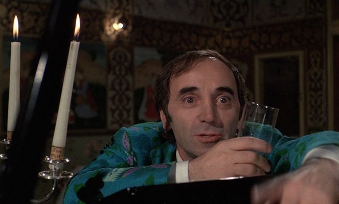 Diez negritos - De la película - Charles Aznavour