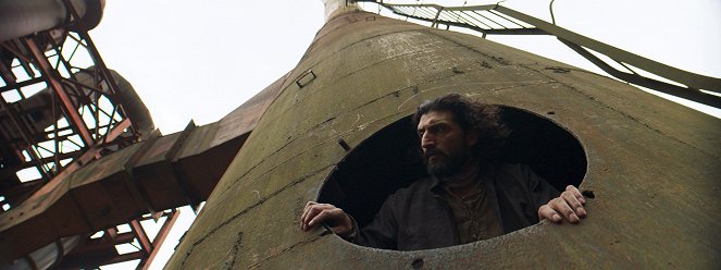 Gölgeler İçinde - Kuvat elokuvasta - Numan Acar