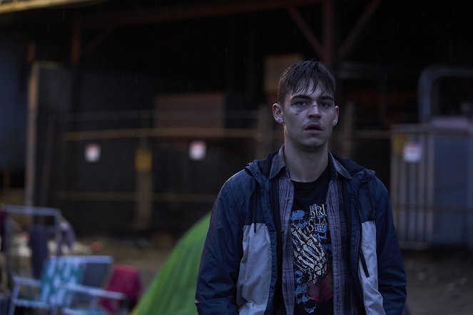 The Silencing - Film - Hero Fiennes Tiffin