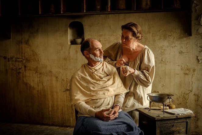 Waiting for the Barbarians - De la película - Mark Rylance, Greta Scacchi