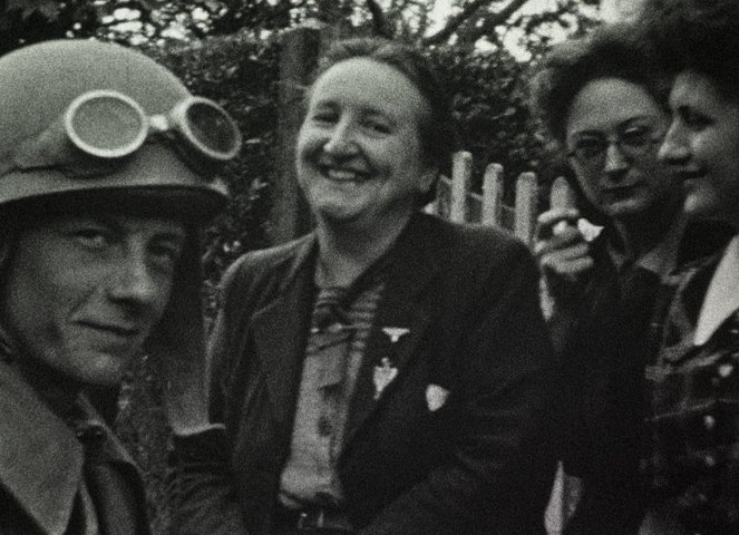 Lost Home Movies of Nazi Germany - Photos