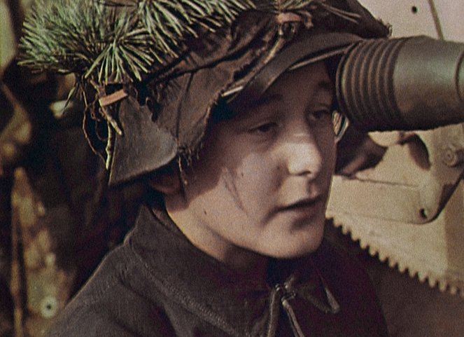 Lost Home Movies of Nazi Germany - Photos