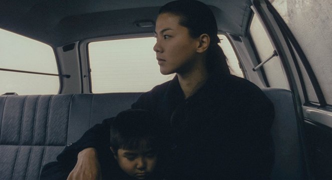 Maboroši no hikari - Filmfotók - Akira Emoto