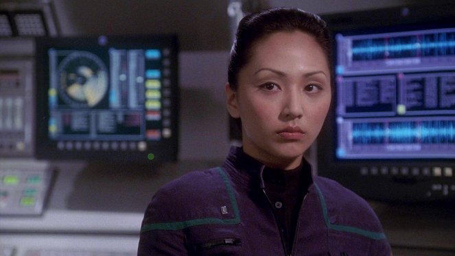 Star Trek: Enterprise - Season 1 - Ondas de choque: 1.ª parte - De la película - Linda Park