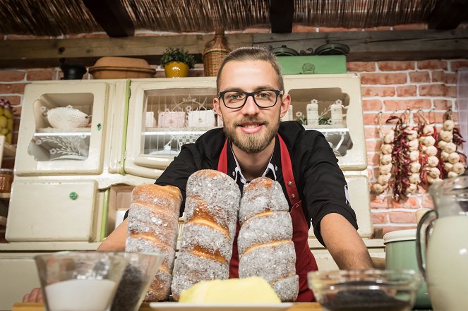 100% Hazai - Promokuvat - Bence Szendrei