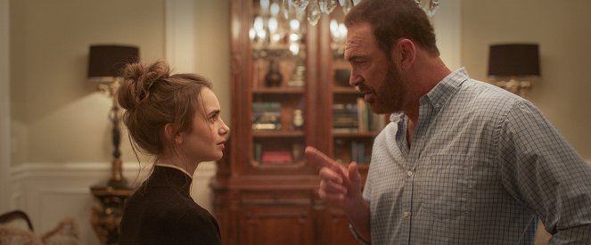 Dědictví - Z filmu - Lily Collins, Patrick Warburton